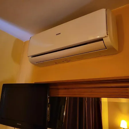 Virginia R.h. Hotel 2*